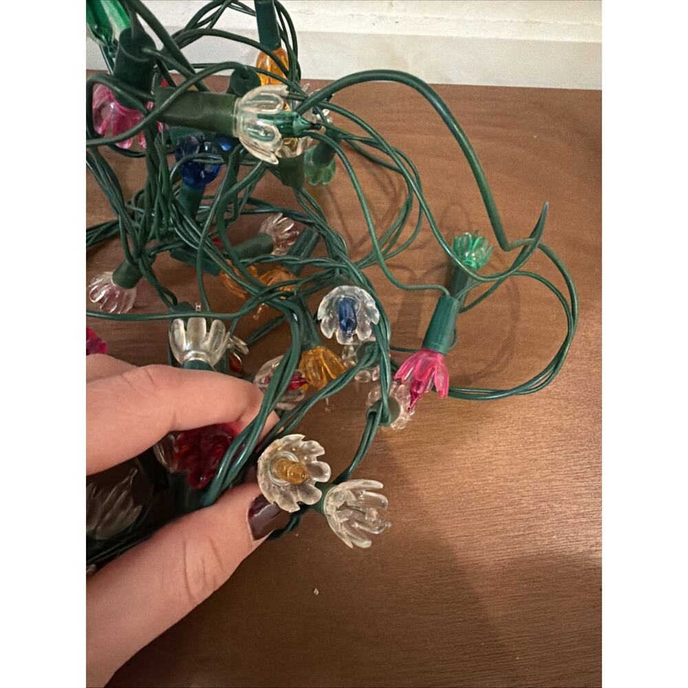 Vintage Tulip Colored, Blinking Christmas Lights. 50 Count. - Picture 5 of 5